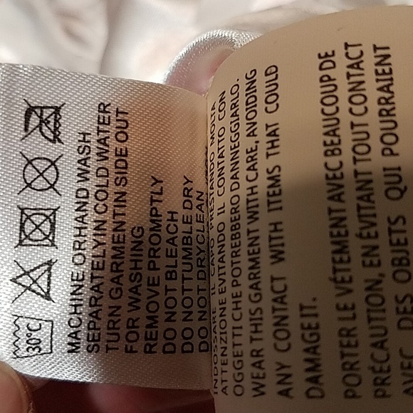 Blume Vader (Balenciaga Graffitti like) blouse NWT - Picture 13 of 13